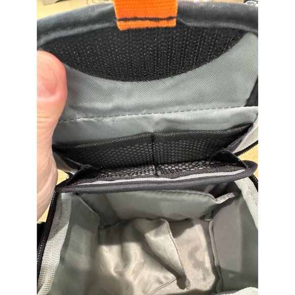 Lowepro Rezo 110 AW camera bag. - Picture 6 of 6